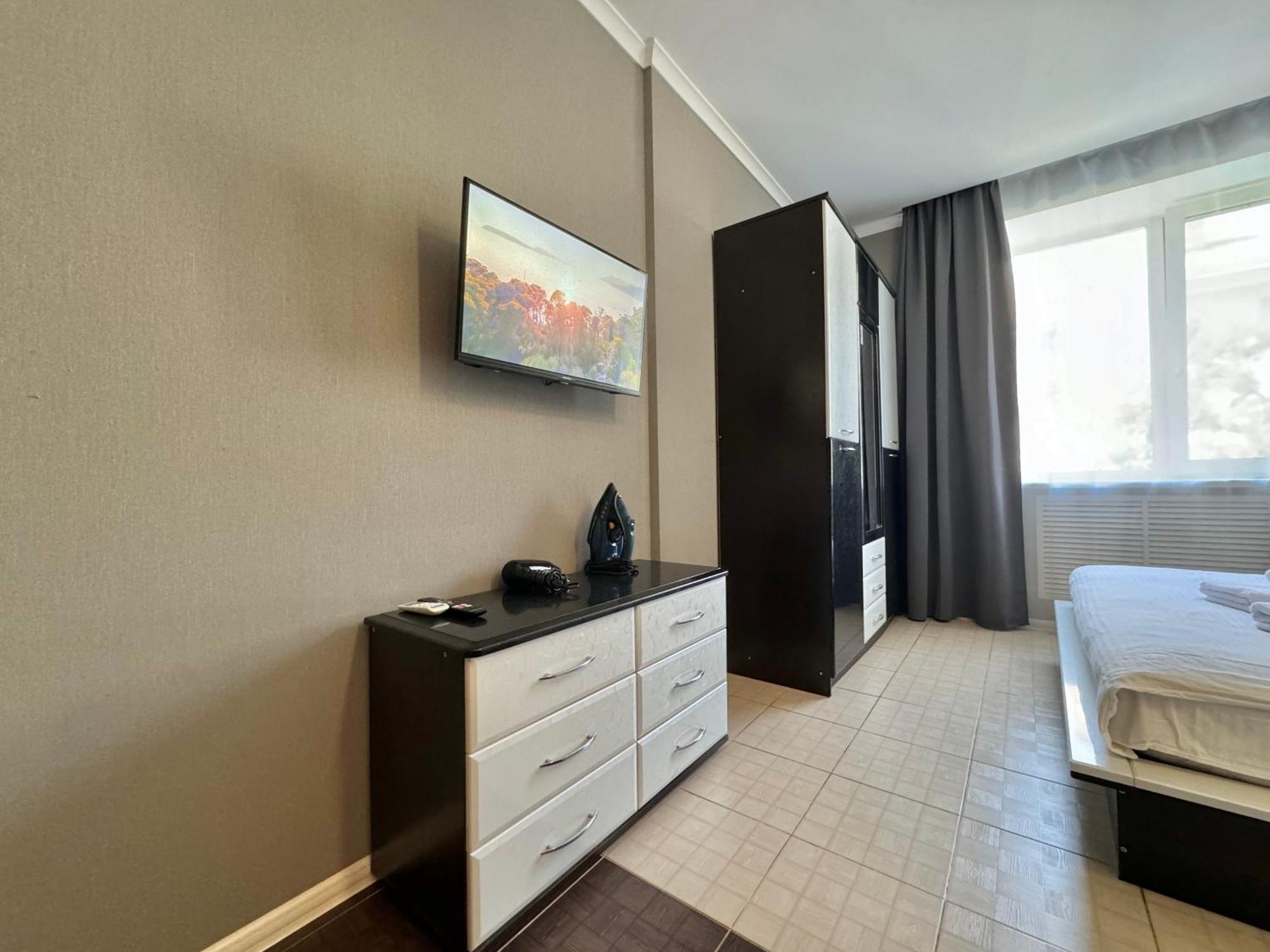 Apartpoltava світлі та стильні в центрі полтави біля театру гоголя, цум, банківський чек Poltawa