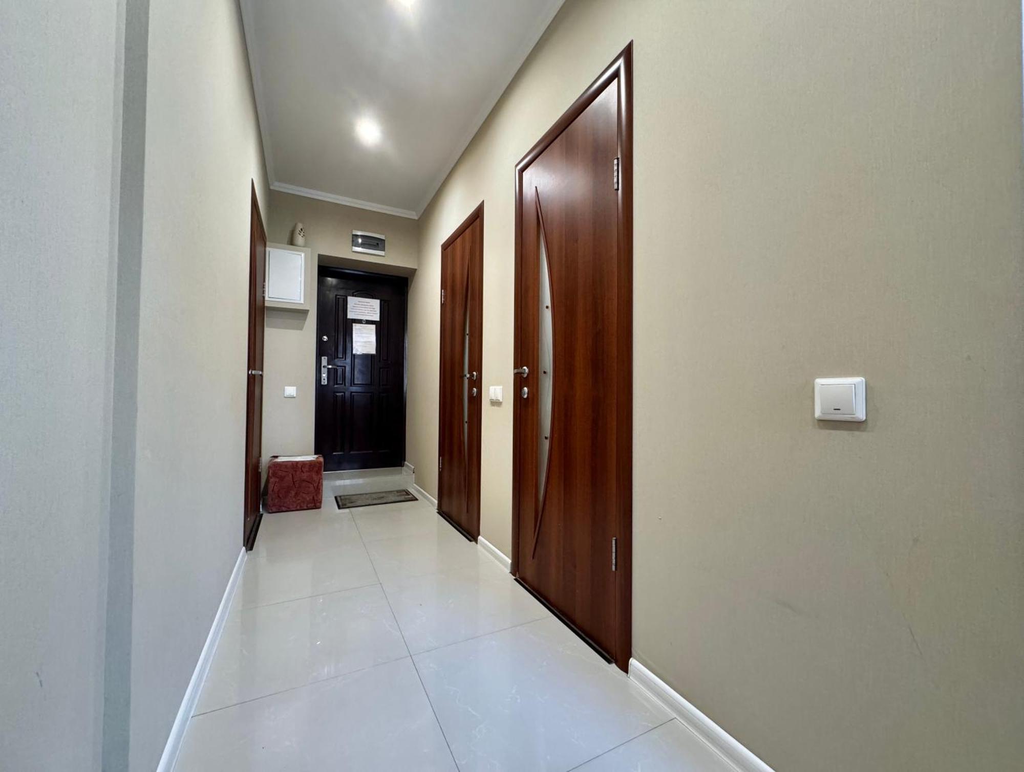 Apartpoltava світлі та стильні в центрі полтави біля театру гоголя, цум, банківський чек Apartment